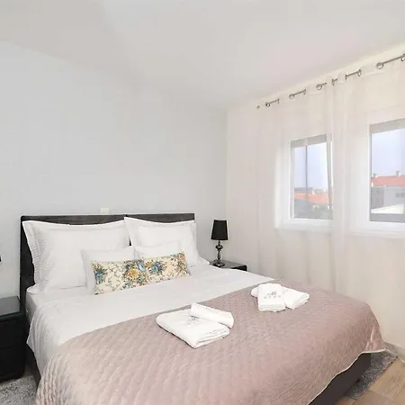 I Penthouse 1 Mit Whirlpool & Dachterrasse Apartment *