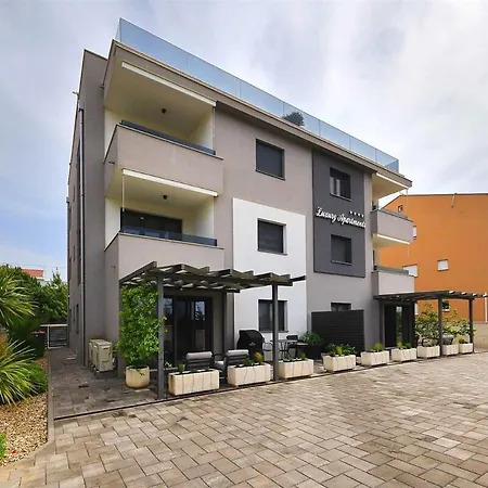 I Penthouse 1 Mit Whirlpool & Dachterrasse *